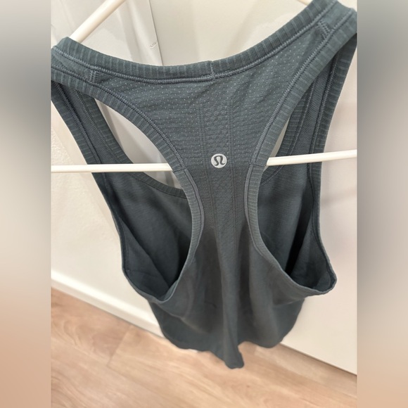 Lululemon Swiftly Tech Racerback*Read* - Picture 3 of 8